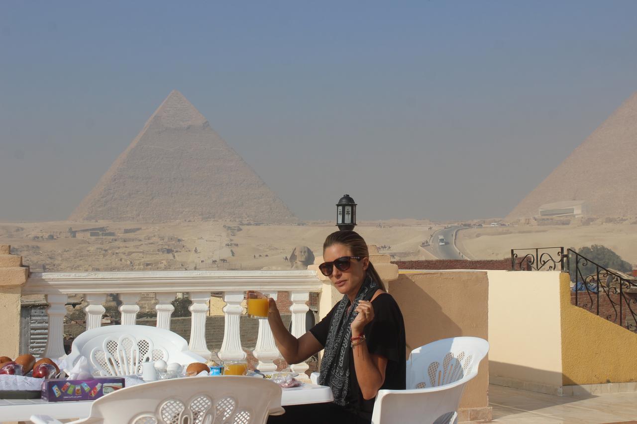 Royal Pyramids Zajazd